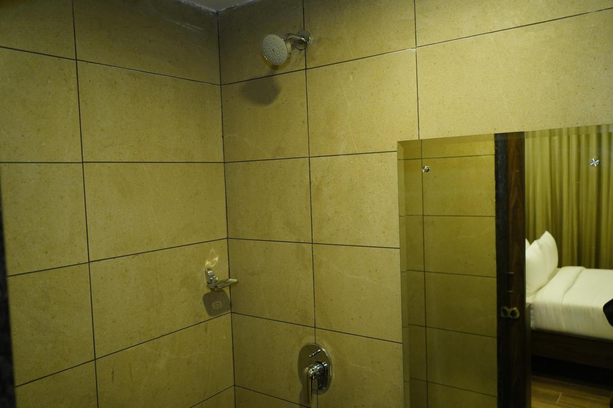 Jaag Hotel Τσενάι Εξωτερικό φωτογραφία